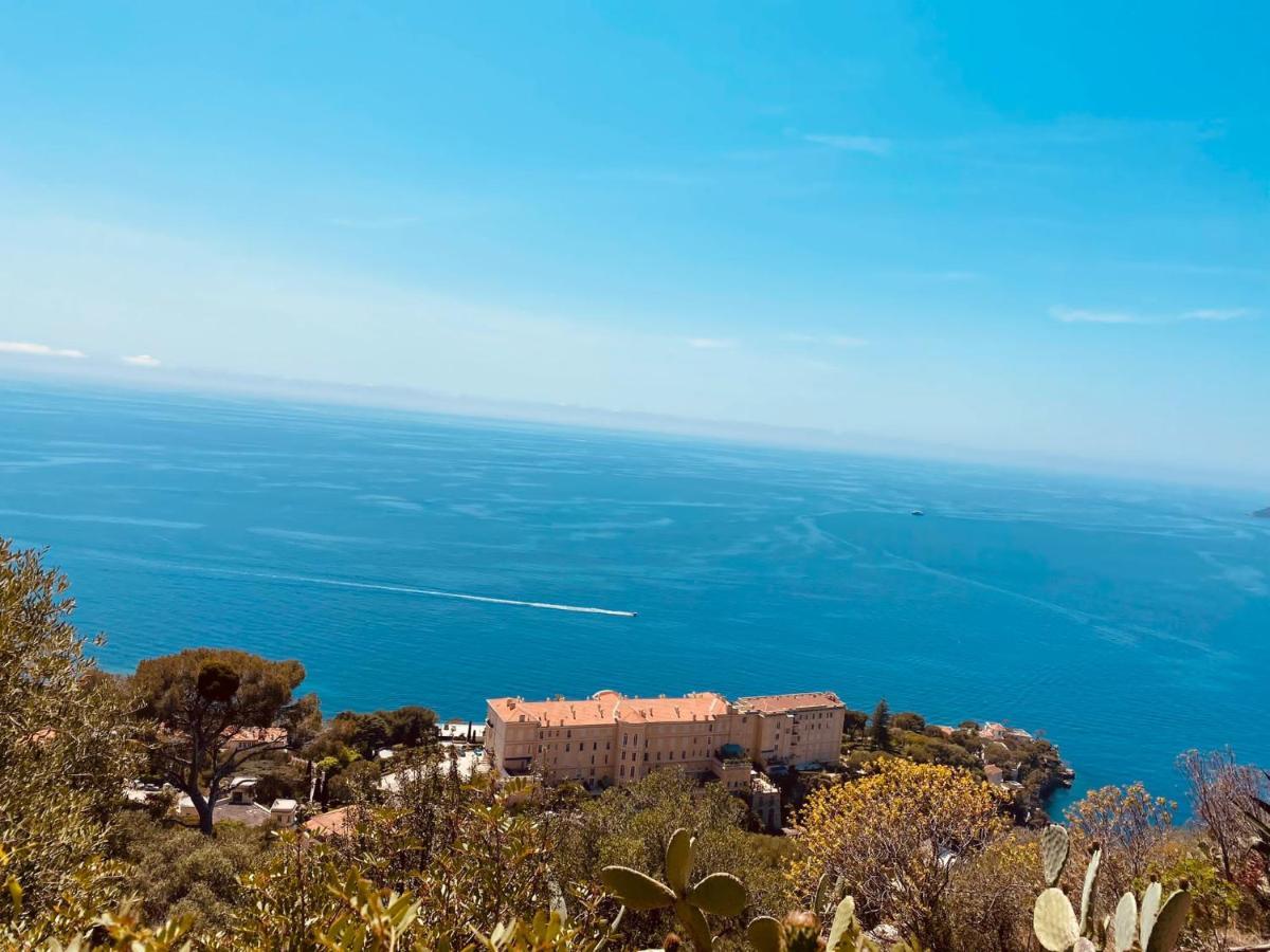 Luxueux Appartement - Vue Mer - Piscine - Free Parking - Monaco Cap-d'Ail Bagian luar foto