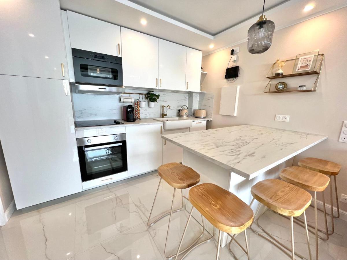 Luxueux Appartement - Vue Mer - Piscine - Free Parking - Monaco Cap-d'Ail Bagian luar foto