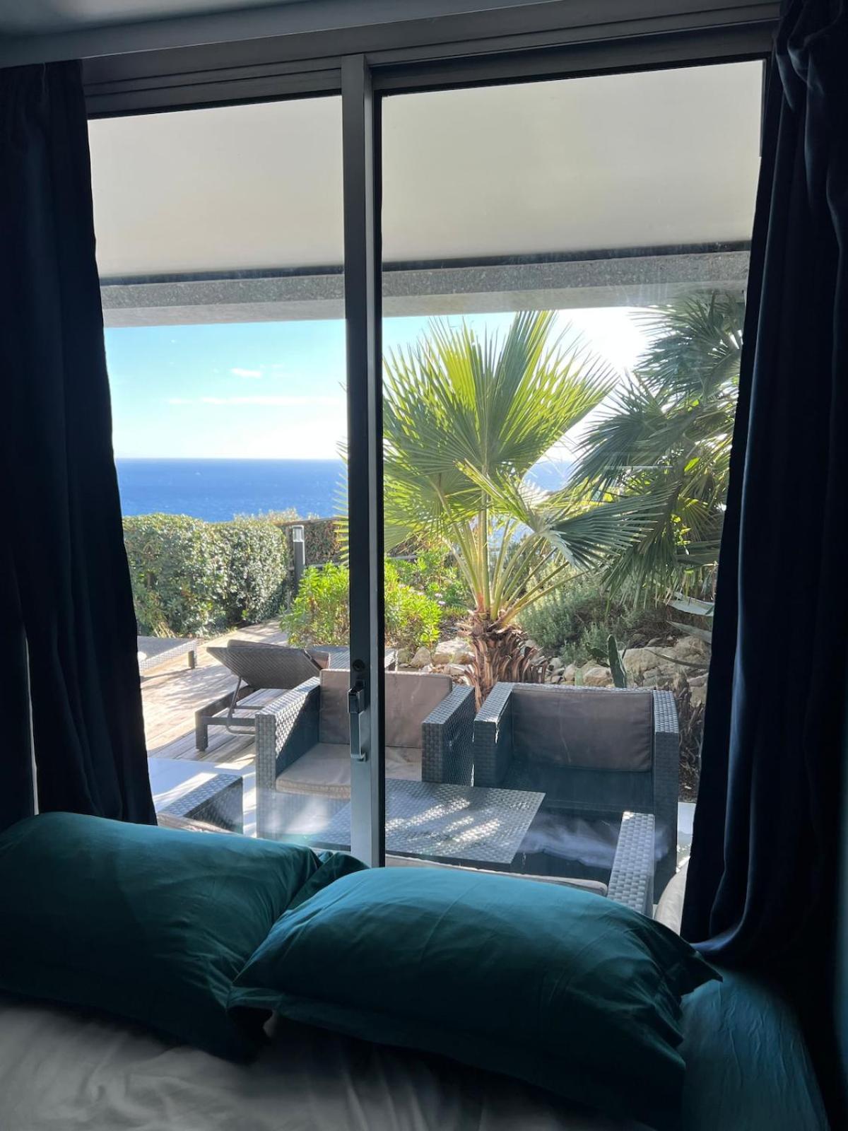 Luxueux Appartement - Vue Mer - Piscine - Free Parking - Monaco Cap-d'Ail Bagian luar foto